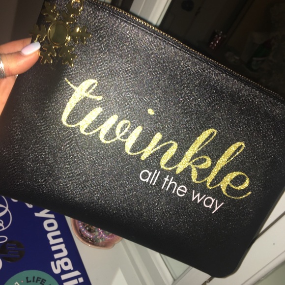 Dior makeup and accessory bag - Picture 2 of 4